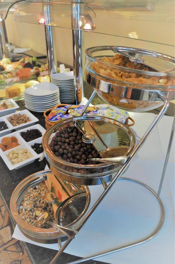 Piramida Park Hotel & Wellness 蒂黑 外观 照片